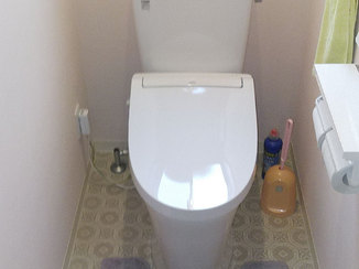 トイレリフォーム 内装もキレイになった、快適に使用できるトイレ