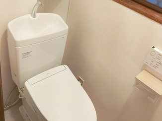 トイレリフォーム 転倒リスクを軽減し、お掃除も楽になったレストルーム